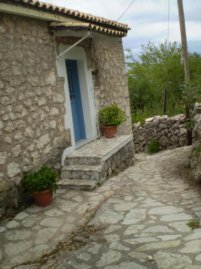 Апартаменты Lefki'S House Drymon Экстерьер фото
